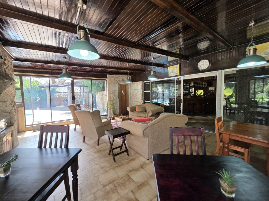 7 Bedroom Property for Sale in Jim Fouchepark Free State